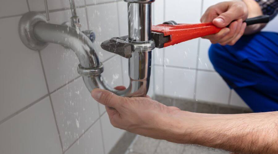 Expert burst pipe repair services in Beaumont, KY